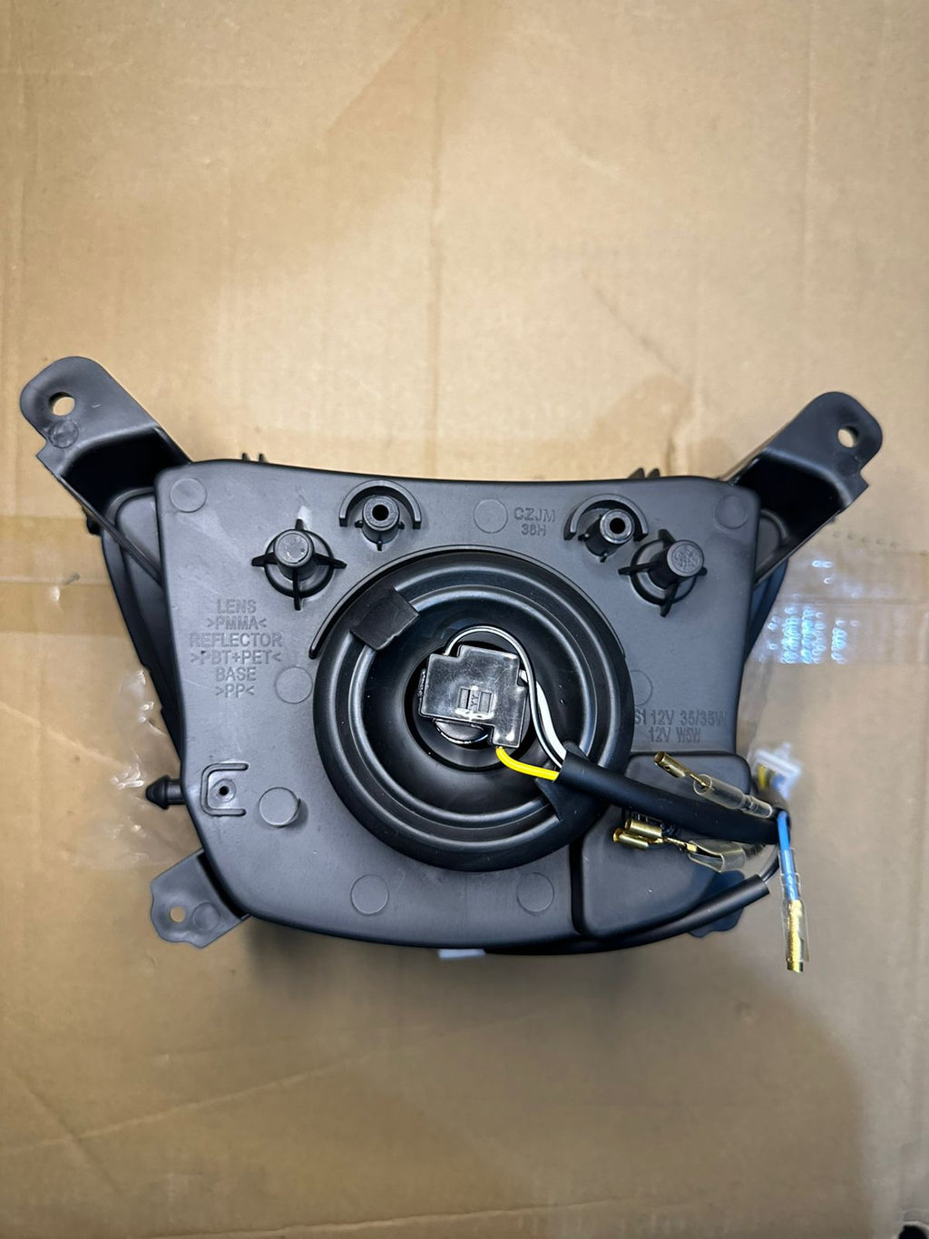 Suzuki GR150 Headlight Beam