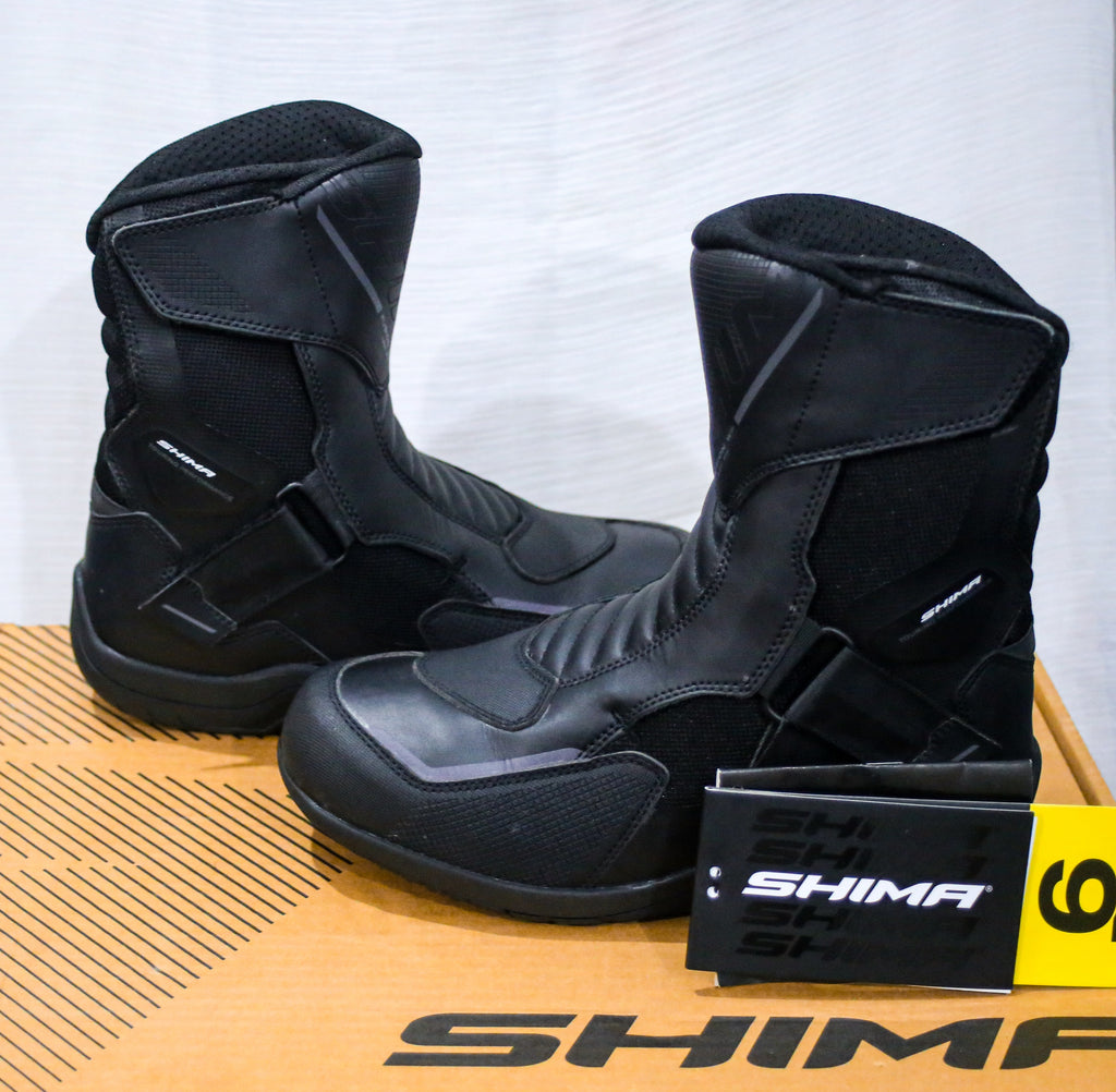 Riding shoes SHIMA